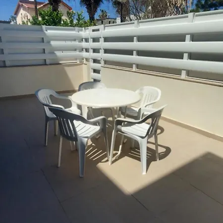 Sea Breeze Maisonette