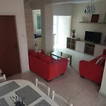 Sea Breeze Maisonette Ларнака