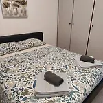 Апартаменти Sea Breeze Maisonette Ларнака
