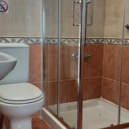 شقة Sea Breeze Maisonette لارنكا