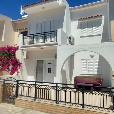Sea Breeze Maisonette Апартаменты