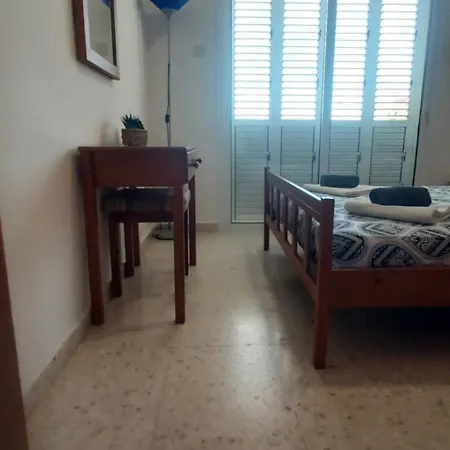 Sea Breeze Maisonette Ларнака