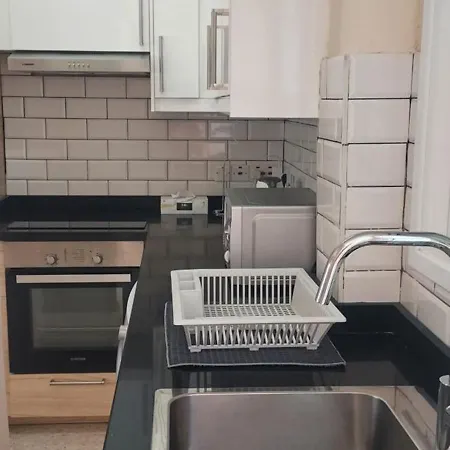 Sea Breeze Maisonette Ларнака