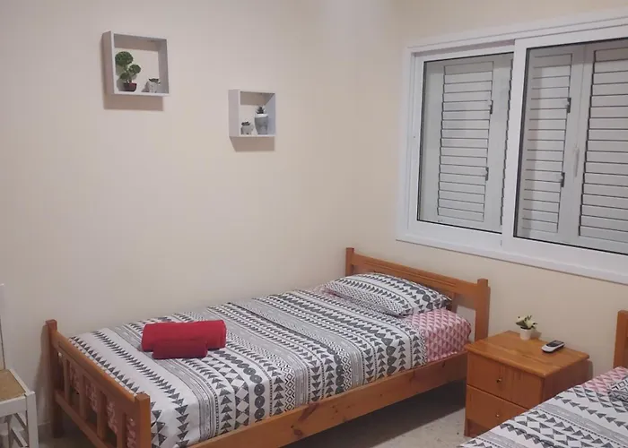 Sea Breeze Maisonette Appartamento *