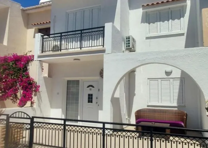 Sea Breeze Maisonette Апартаменти