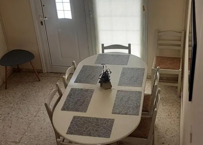 דירה Sea Breeze Maisonette לרנקה