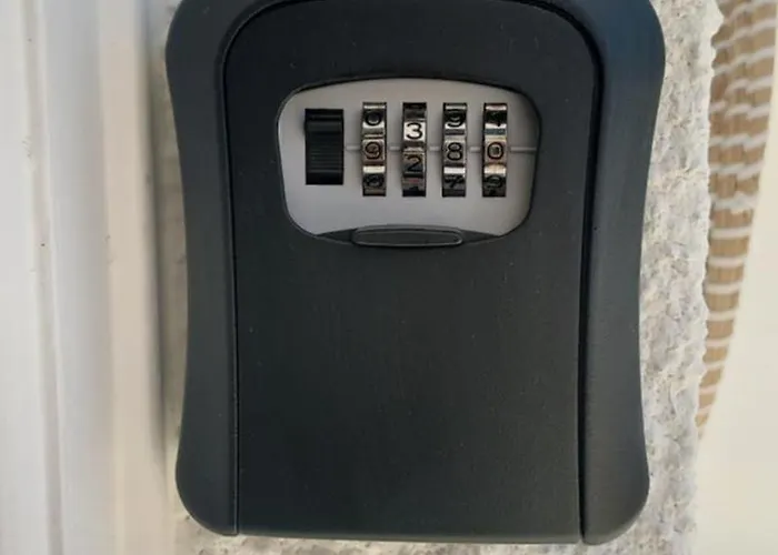 דירה Sea Breeze Maisonette לרנקה