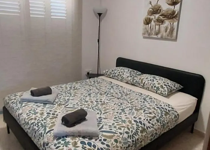 דירה Sea Breeze Maisonette *